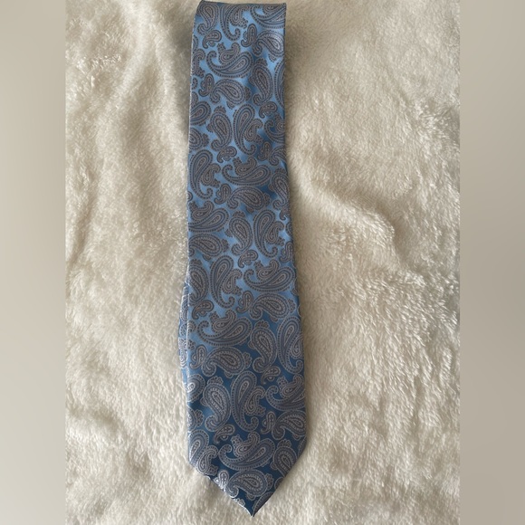 Hagar Ties Bundle of 3 Polyester All Silk Polka-dot Paisley Geometric - Picture 5 of 9